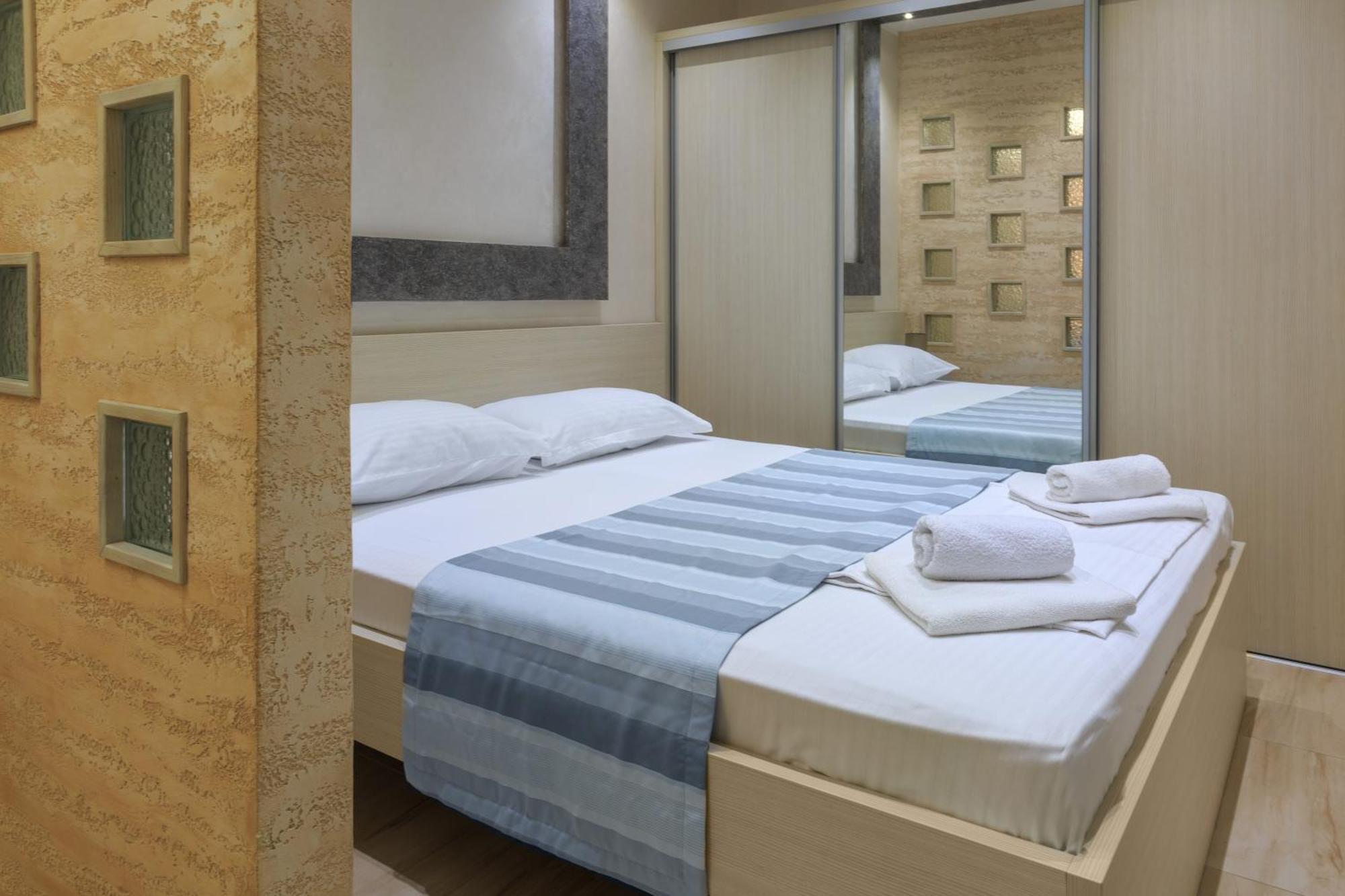 Hotel Maksim Herceg Novi Bagian luar foto