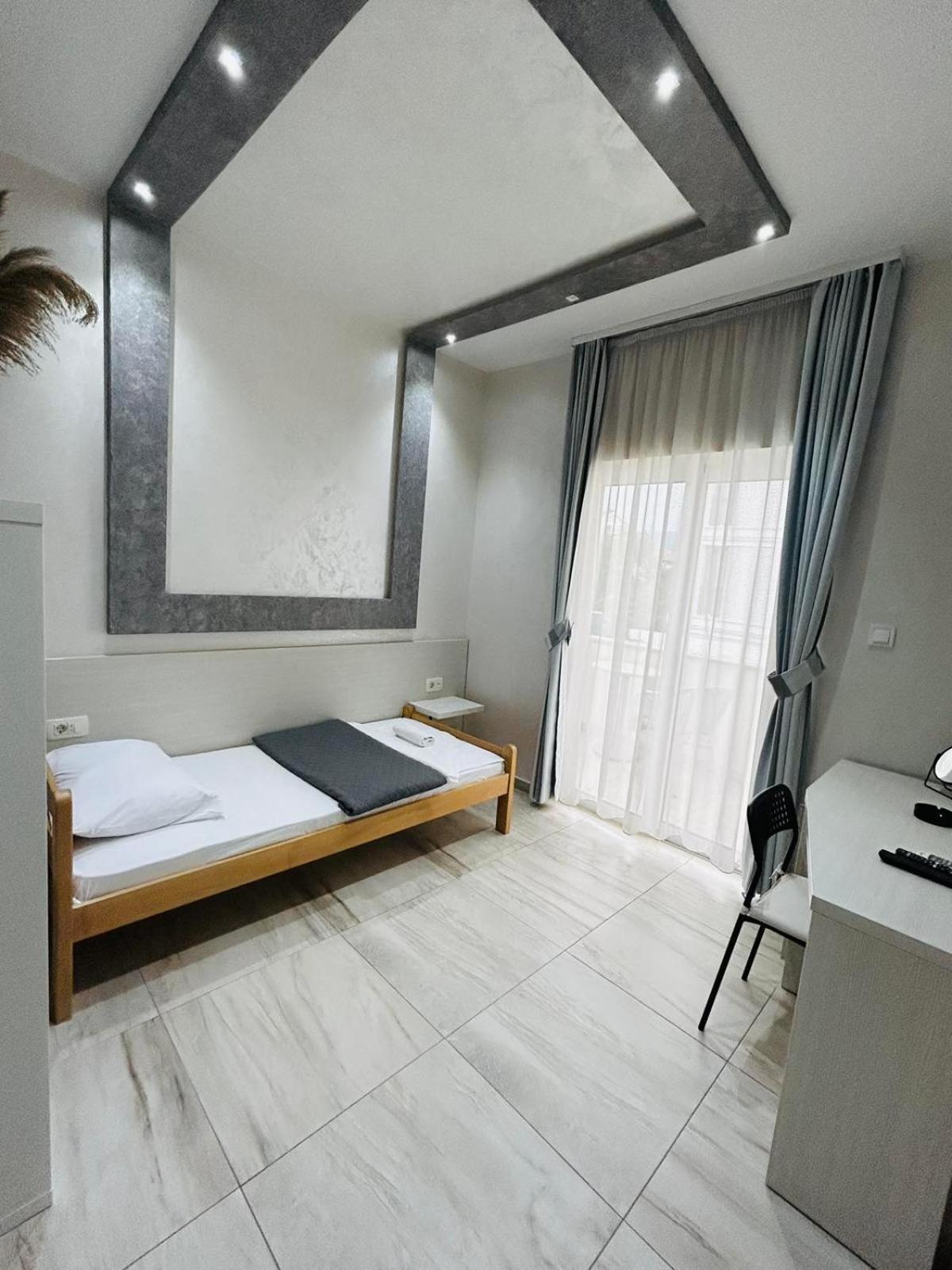 Hotel Maksim Herceg Novi Bagian luar foto