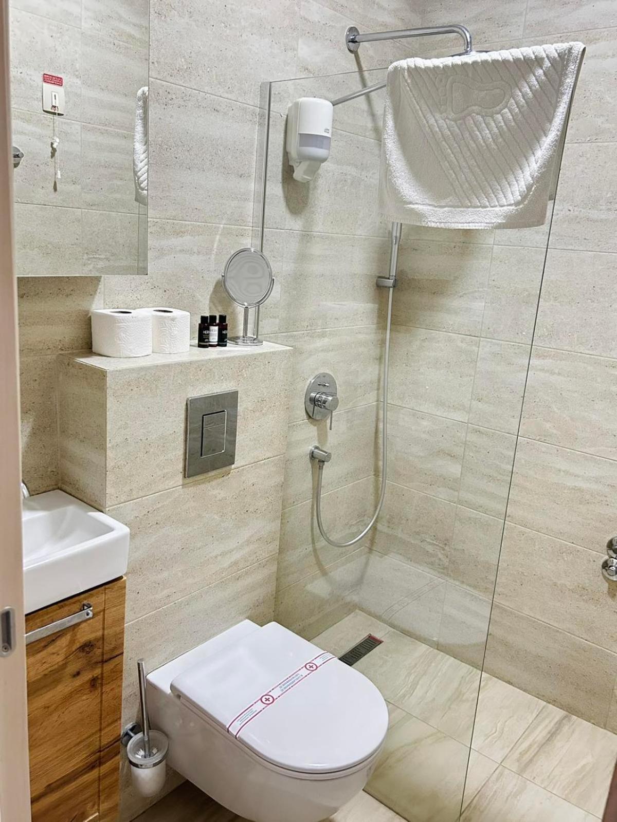 Hotel Maksim Herceg Novi Bagian luar foto